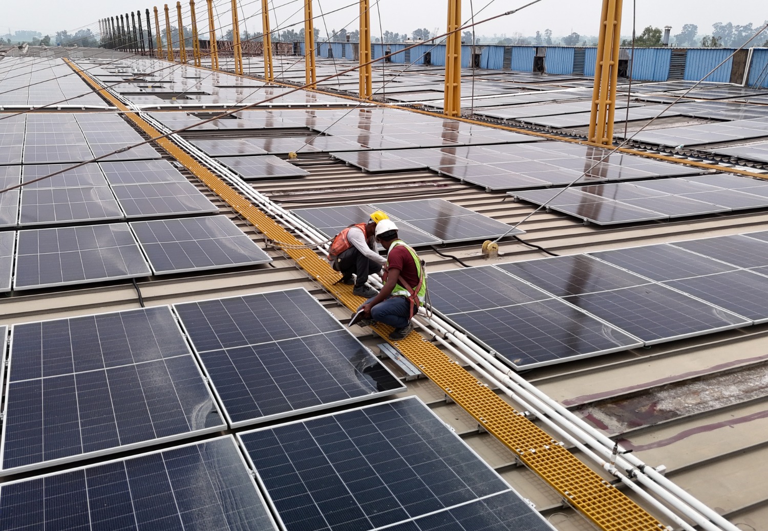 Top Benefits of choosing Complete Solar EPC Services in Karnataka
